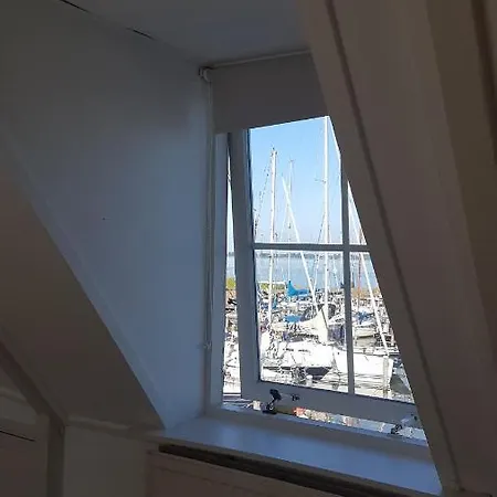 Feriehus Aan De Haven Van Marken