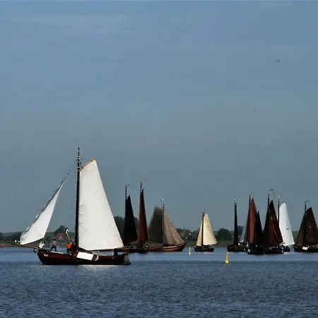 Feriehus Aan De Haven Van
