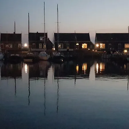 Feriehus Aan De Haven Van *