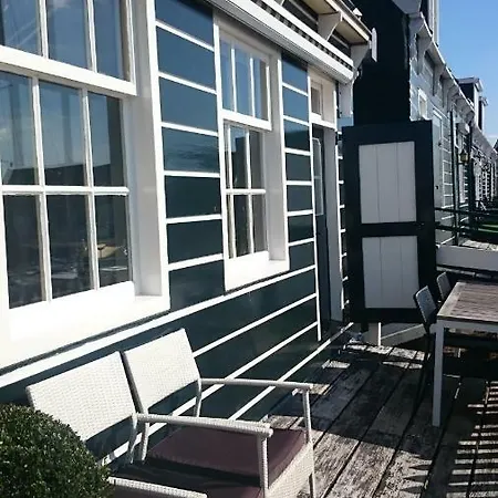 Feriehus Aan De Haven Van Marken